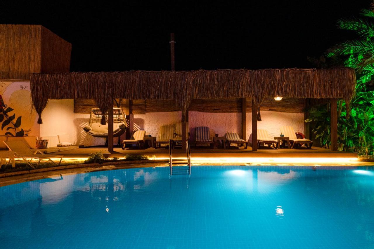 Lale Lodge Hotel Alaçatı Extérieur photo