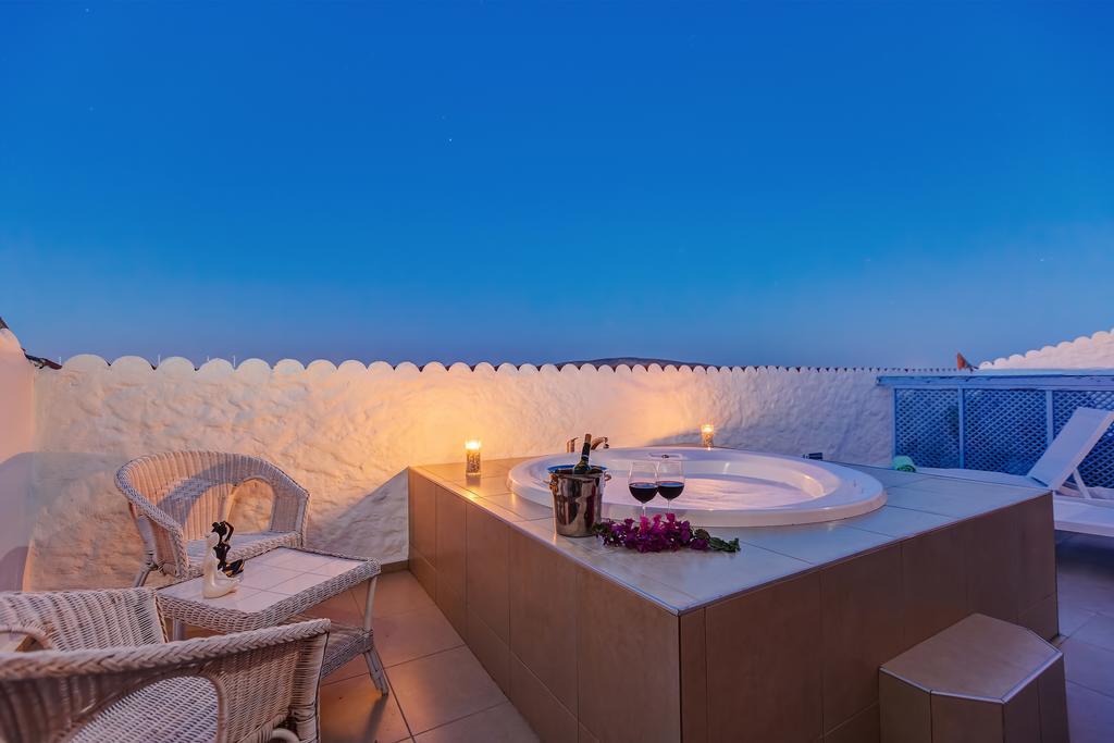 Lale Lodge Hotel Alaçatı Extérieur photo