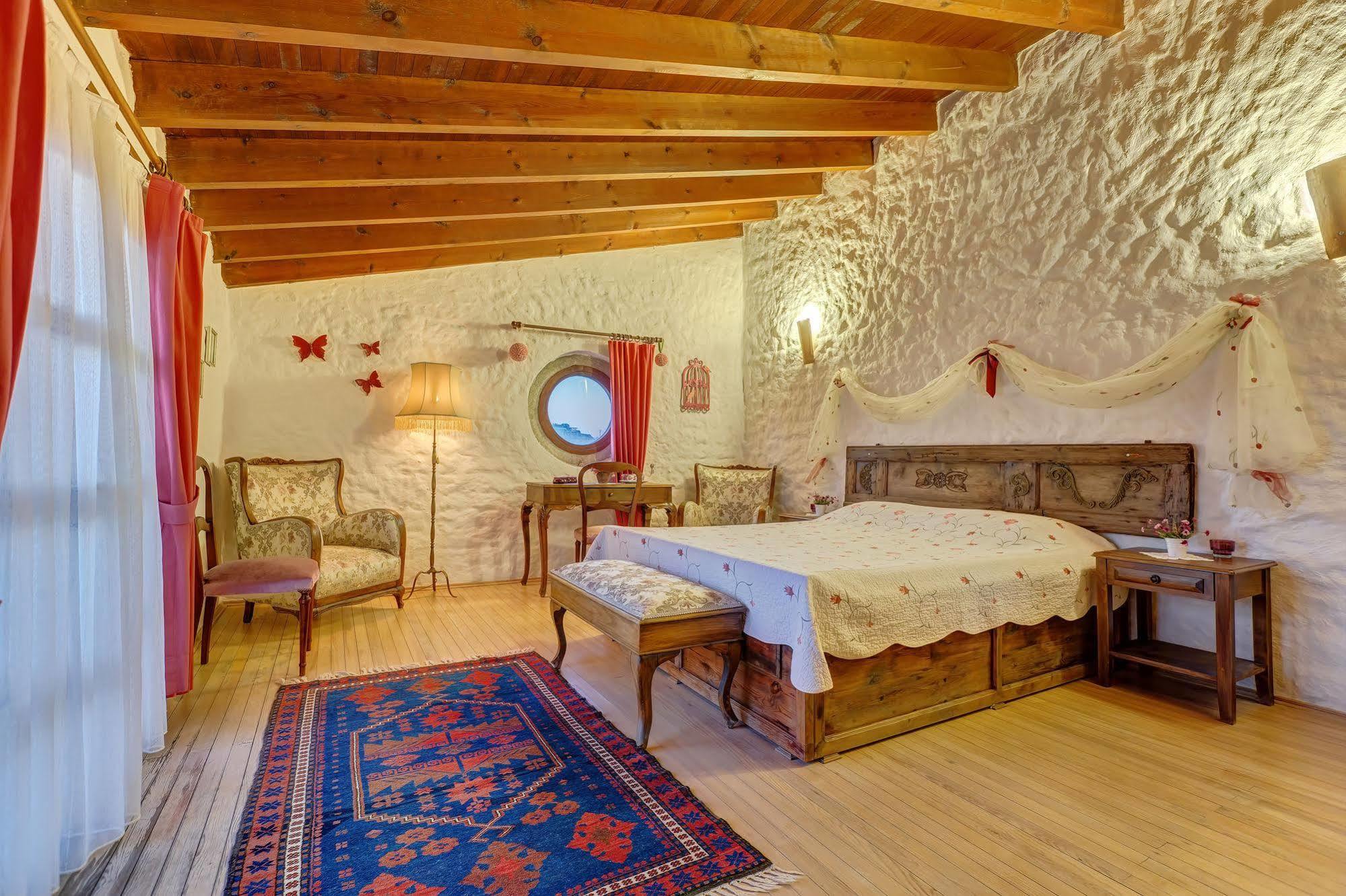 Lale Lodge Hotel Alaçatı Extérieur photo