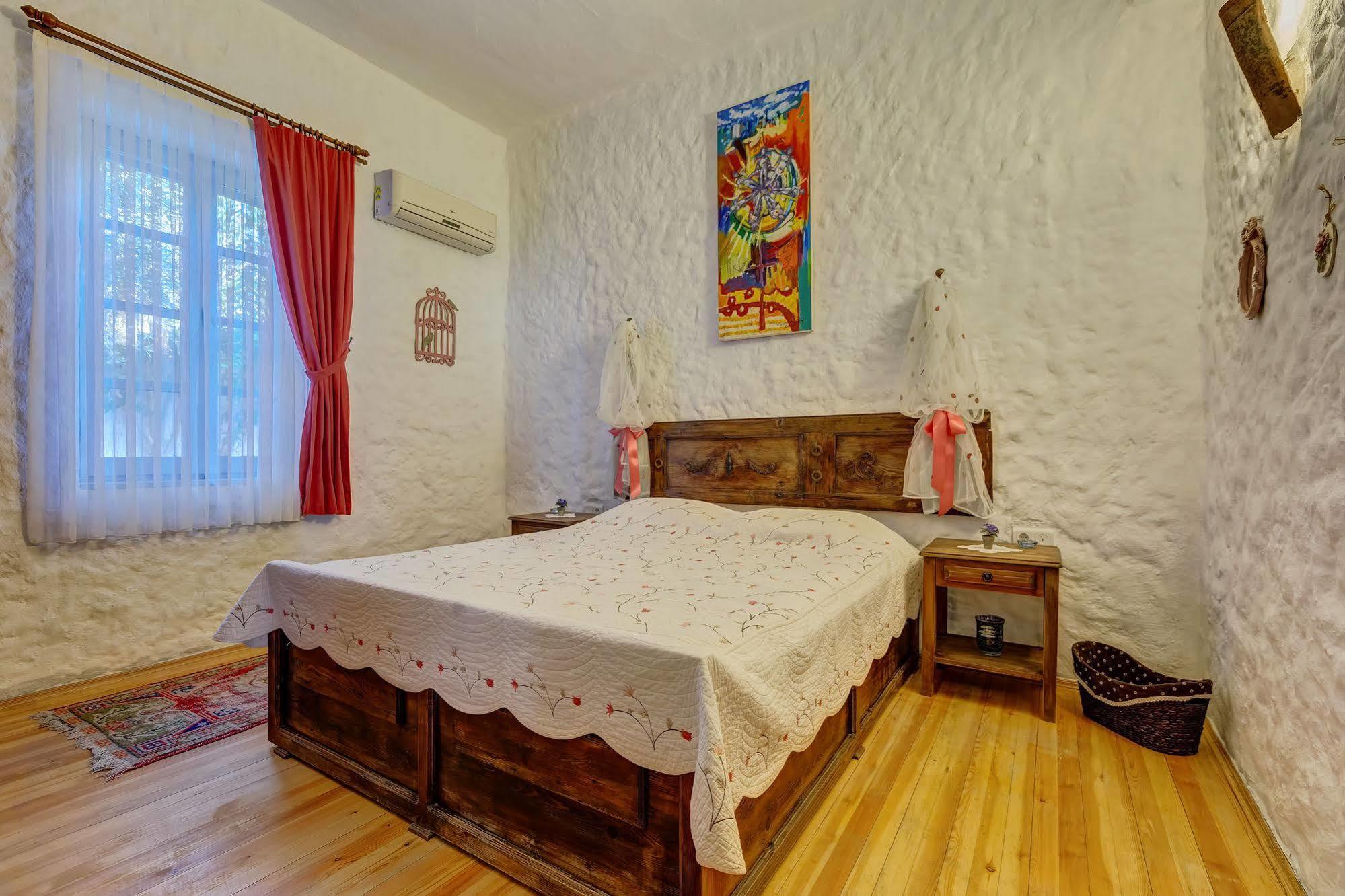 Lale Lodge Hotel Alaçatı Extérieur photo